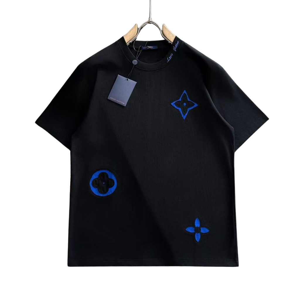 Louis Vuitton T-Shirt logo with embroidered neck/logo