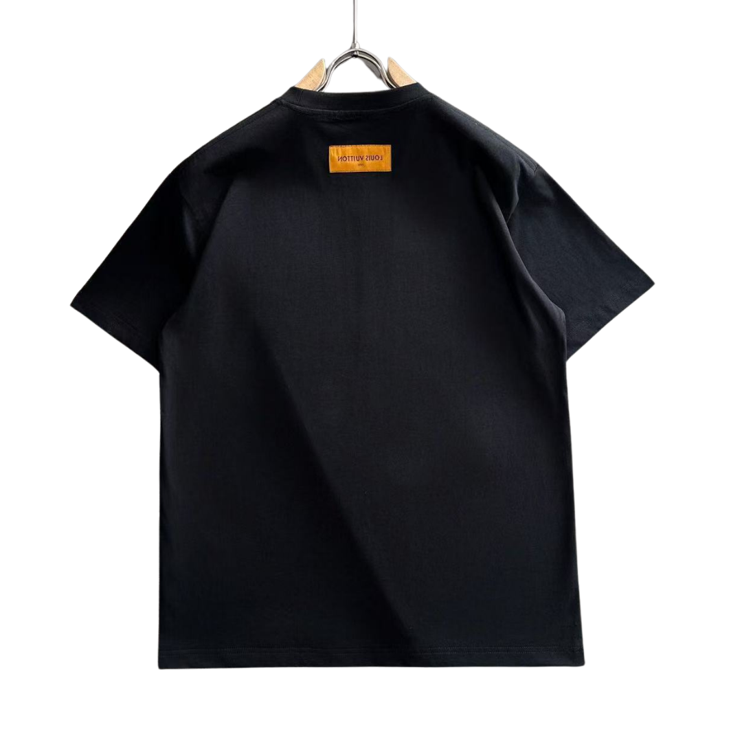 Louis Vuitton T-Shirt logo with embroidered neck/logo