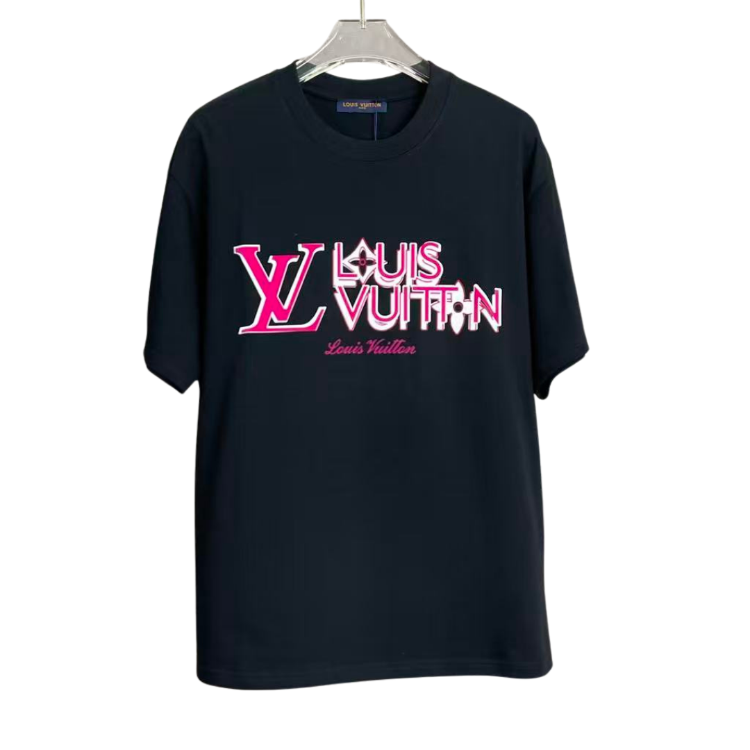 Louis Vuitton T-Shirt pink rubble printed logo designed