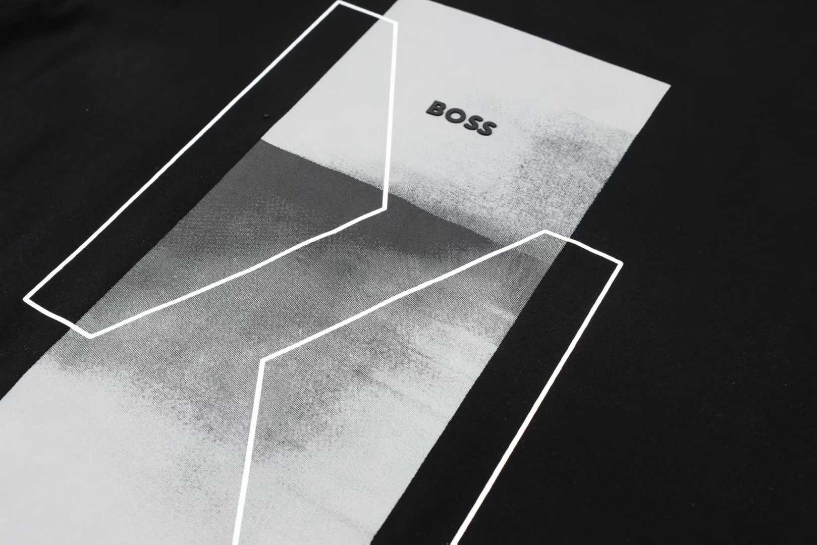 Hugo Boss Classic Tee (5090)