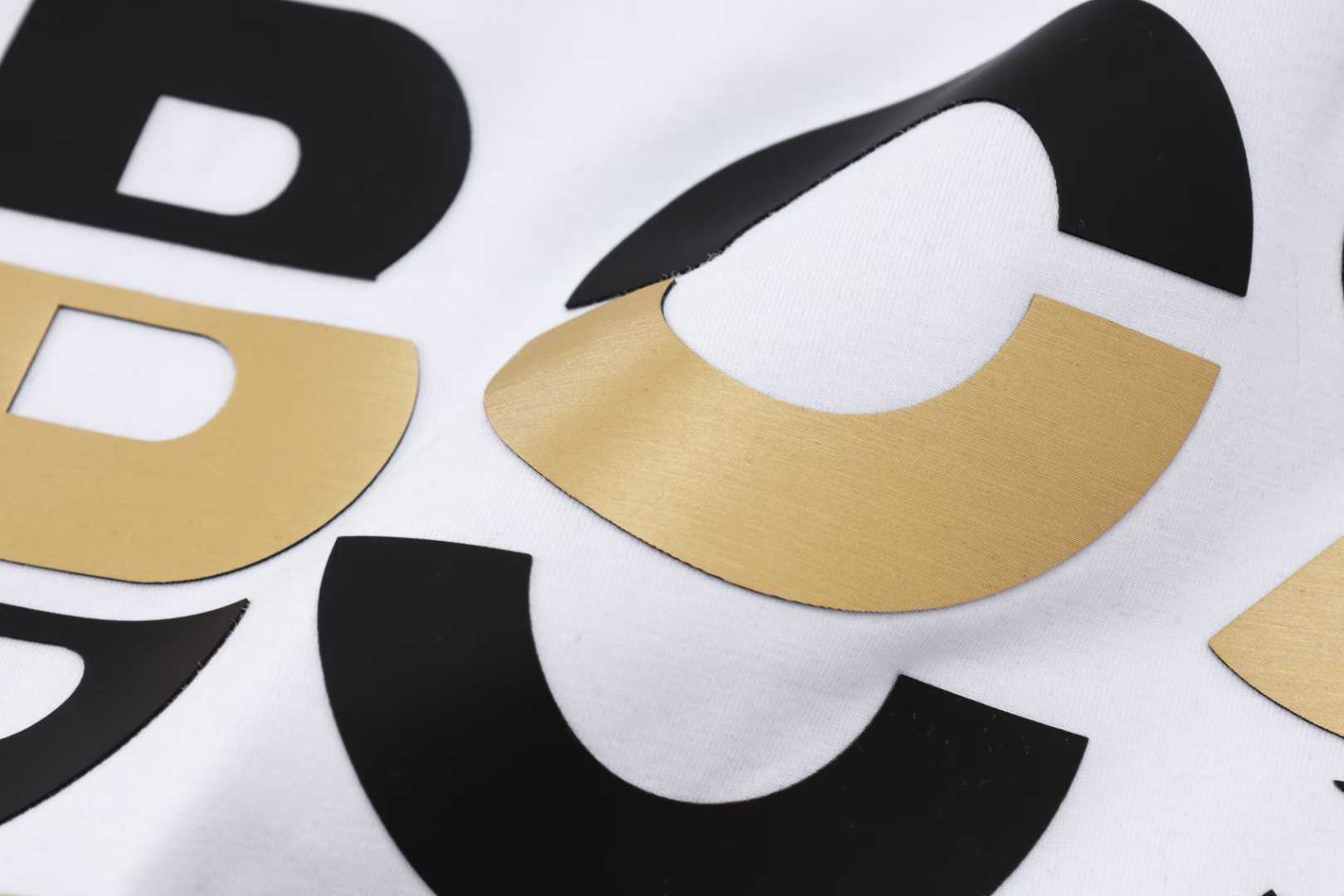 Hugo Boss Classic Tee (A5070)