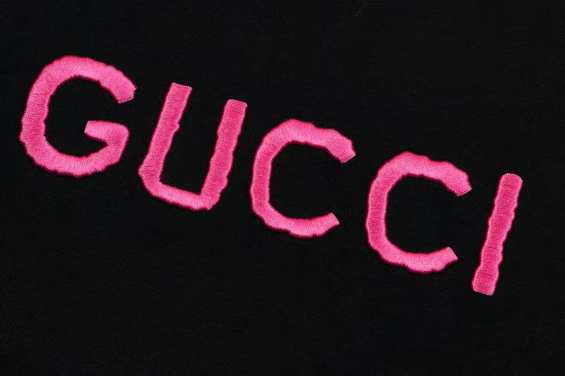 Gucci Squared Embroidered Wording Logo Tee