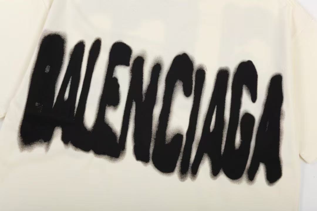 Gucci Spray Paint Wording Tee
