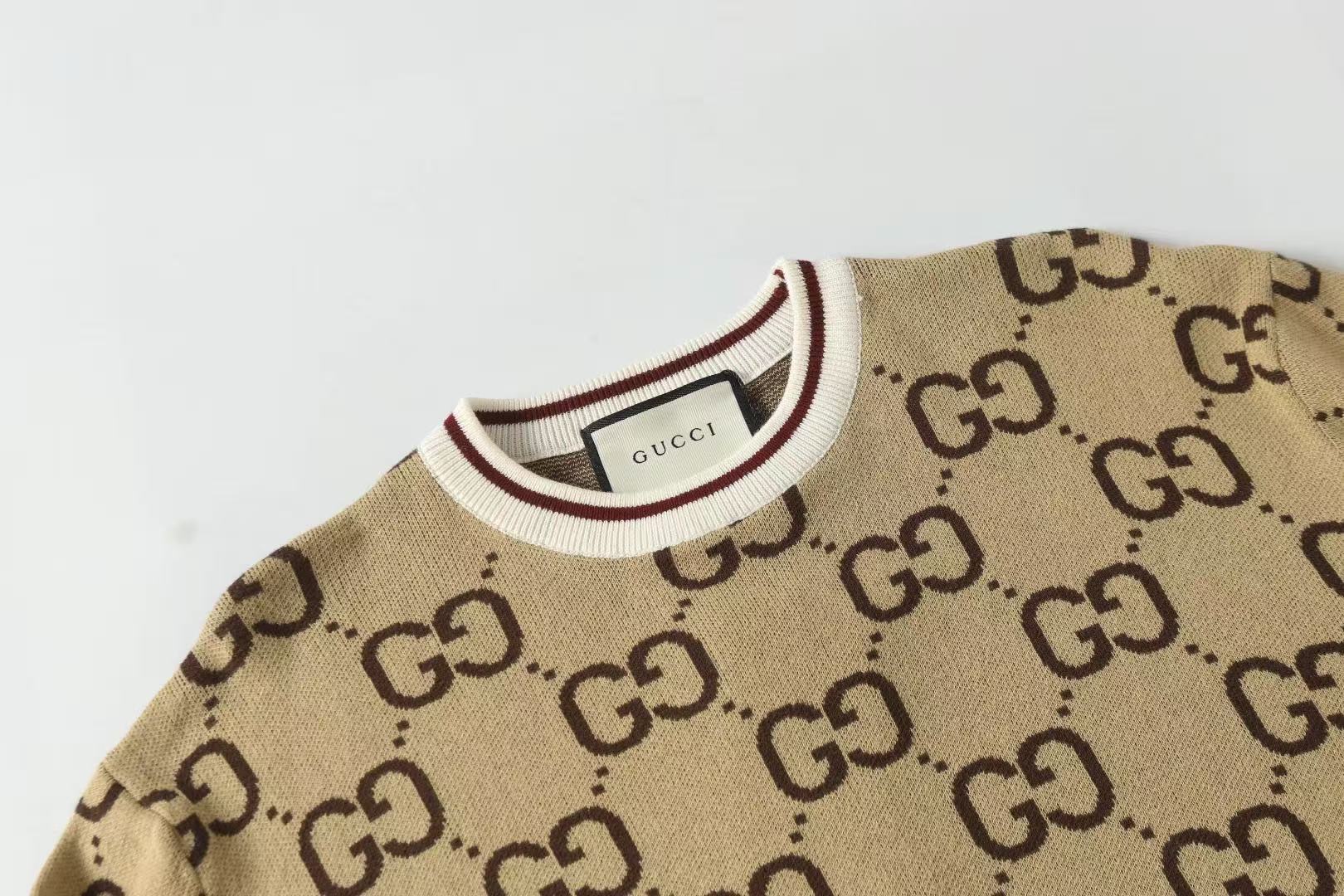 Gucci Needle Silk Designed Logo Tee