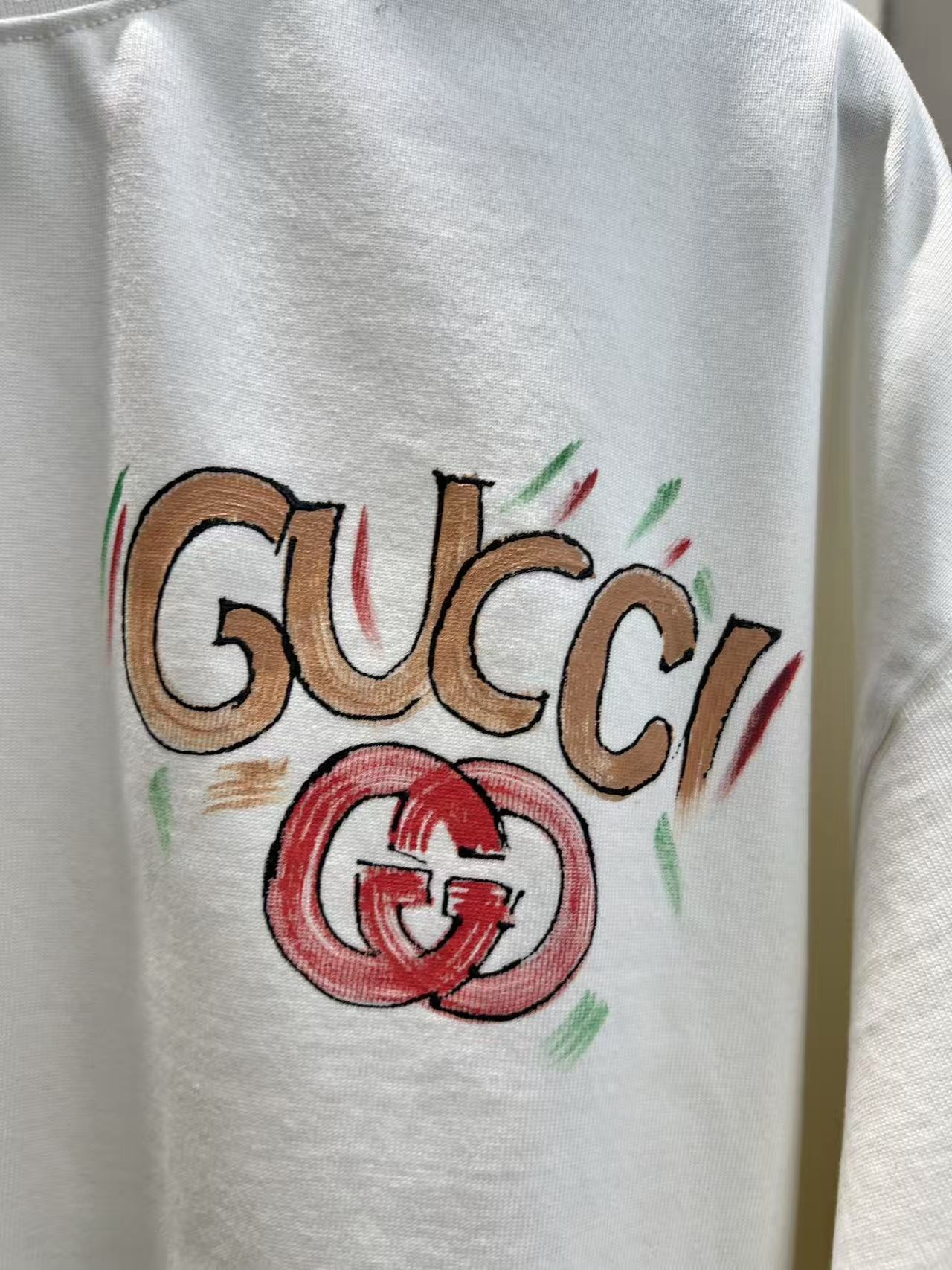 Gucci Rainbow Spray Paint Logo Tee