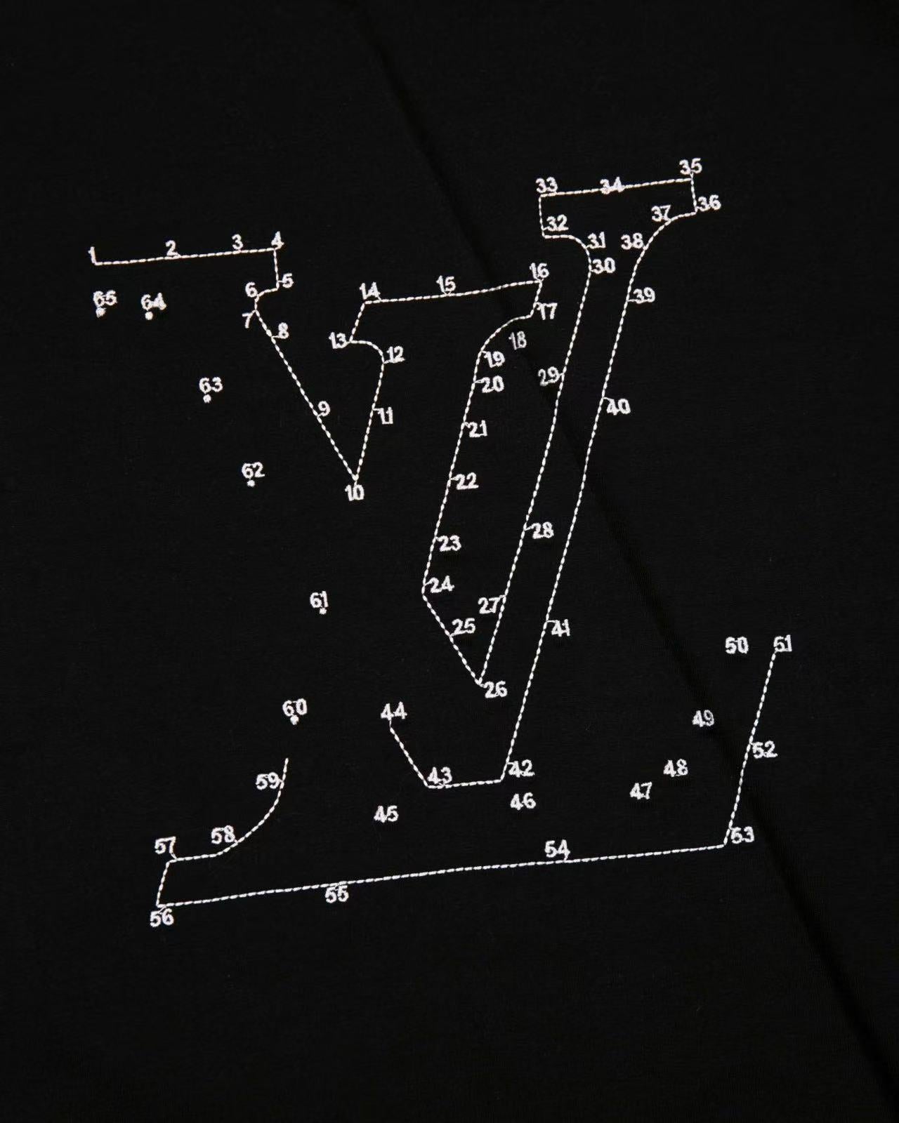 Louis Vuitton T-Shirt logo with full embroidered
